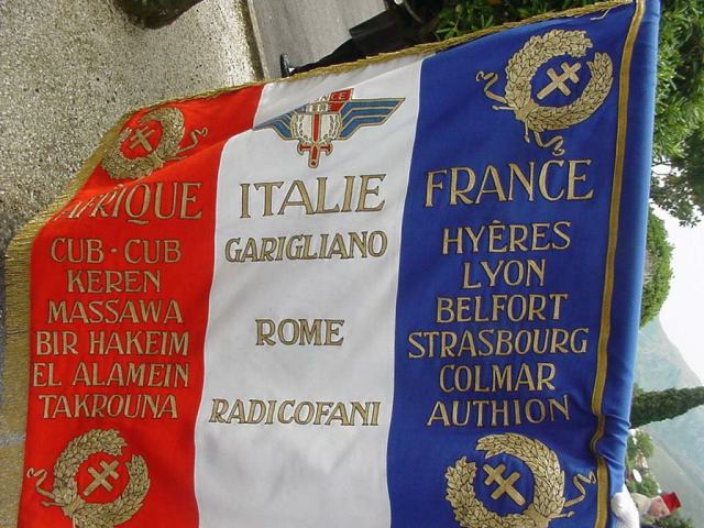 <p>12 maggio 2004. Bandiera dei reduci della 1ª divisione "France Libre" con i nomi delle battaglie sostenute dal 1940 al 1945.</p>