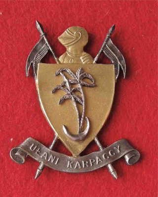 <p>POLONIA. Distintivo del Reggimento Ulani dei Carpazi.<br />Cassino: il reggimento prese parte agli attacchi verso Pizzo Corno e Monte Cairo nel maggio 1944.</p>