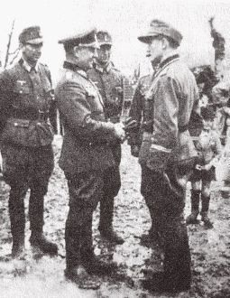 <p>Il generale Wilhelm Raapke (1896-1970), comandante della 71ª divisione di fanteria.</p>