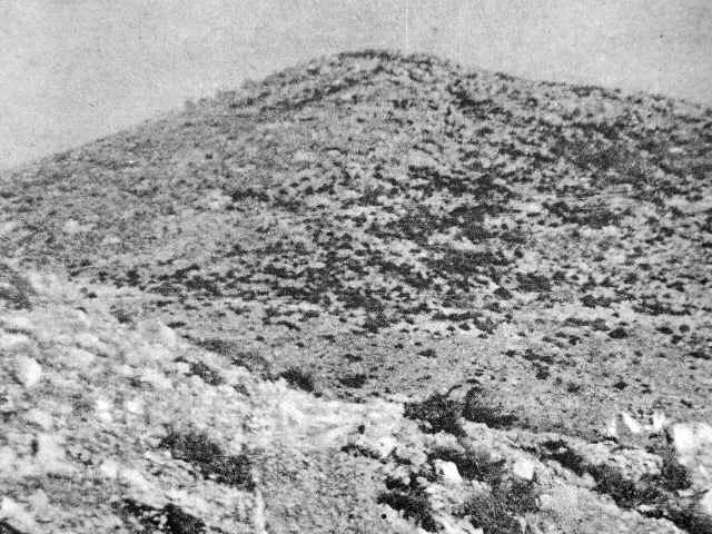 <p>Il monte Ornito, dal quale partirono gli attacchi verso monte Feuci, monte Faito e il colle Cerasola.</p>