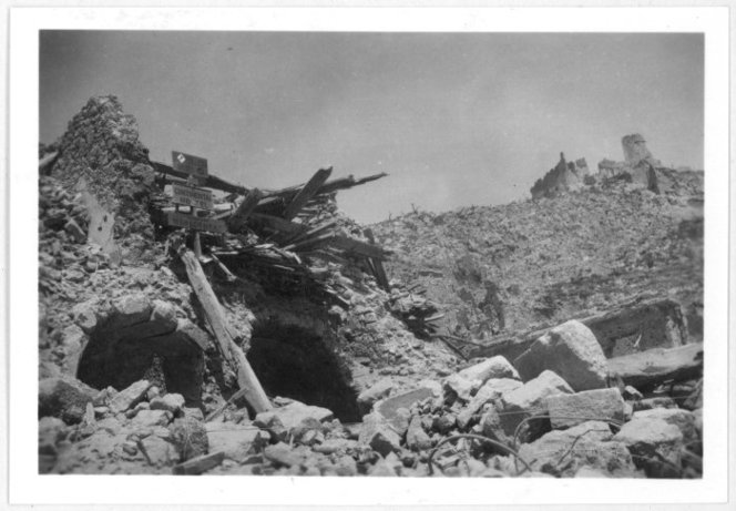 <p class='eng'>Guthrie, Bruce, fl 1939-1945. Ruins of the Continental Hotel and castle, Cassino - Photograph taken by Bruce Guthrie. New Zealand. Department of Internal Affairs. War History Branch: Photographs relating to World War 1914-1918, World War 1939-1945, occupation of Japan, Korean War, and Malayan Emergency. Ref: DA-12427-F. Alexander Turnbull Library, Wellington, New Zealand. http://beta.natlib.govt.nz/records/22906190<br /></p>