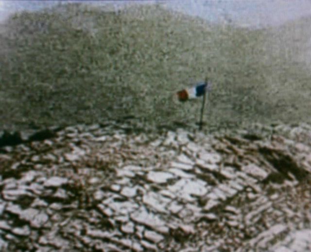 <p>Bandiera francese su Monte Maio?</p>