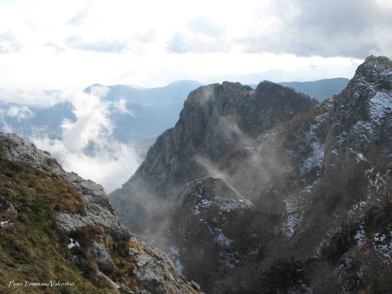 <p>La poco ospitale cresta di Monte Marrone. (Foto Tommaso Valentino)</p>