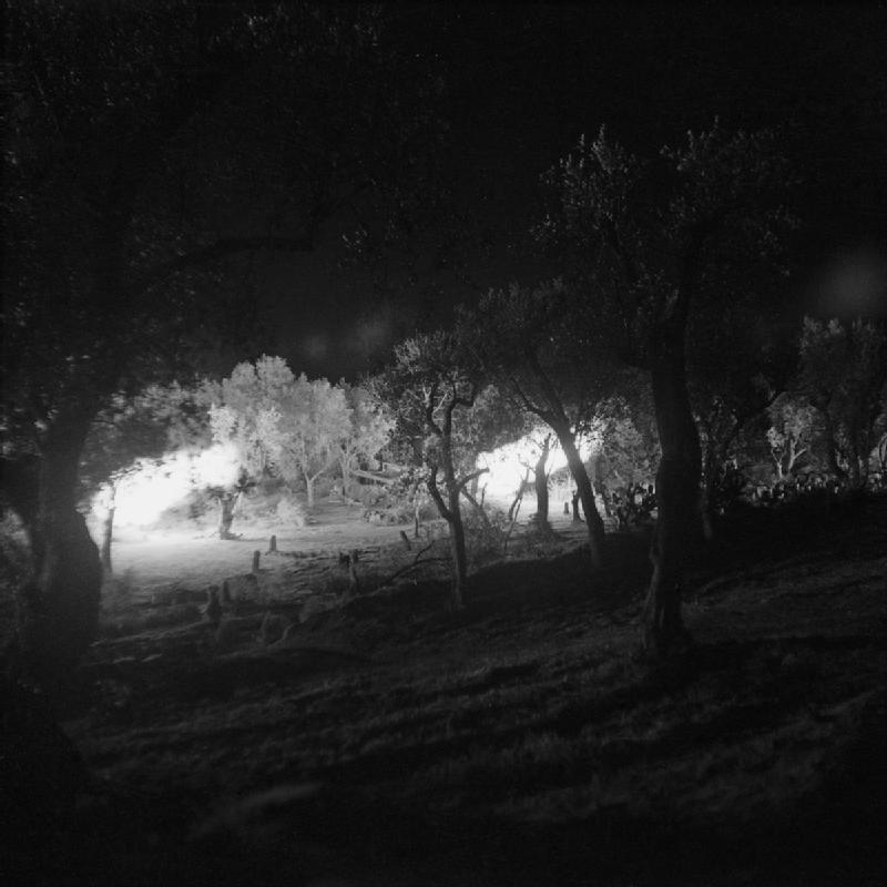 <p class='eng'>First Phase: 17 January -13 February 1944: British 5.5 inch medium artillery in action<br /> during the night barrage which opened the assault on the Garigliano River by the British 10th<br /> Corps. ©IWM NA 10855</p>